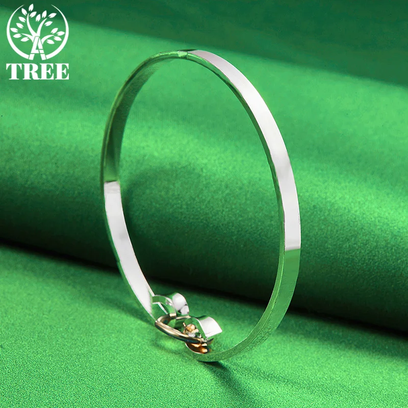 Charming 925 Sterling Silver Heart Shaped Bangle High Quality Piece Of Jewelry Accessories Ideal For Birthdays Party And Wedding