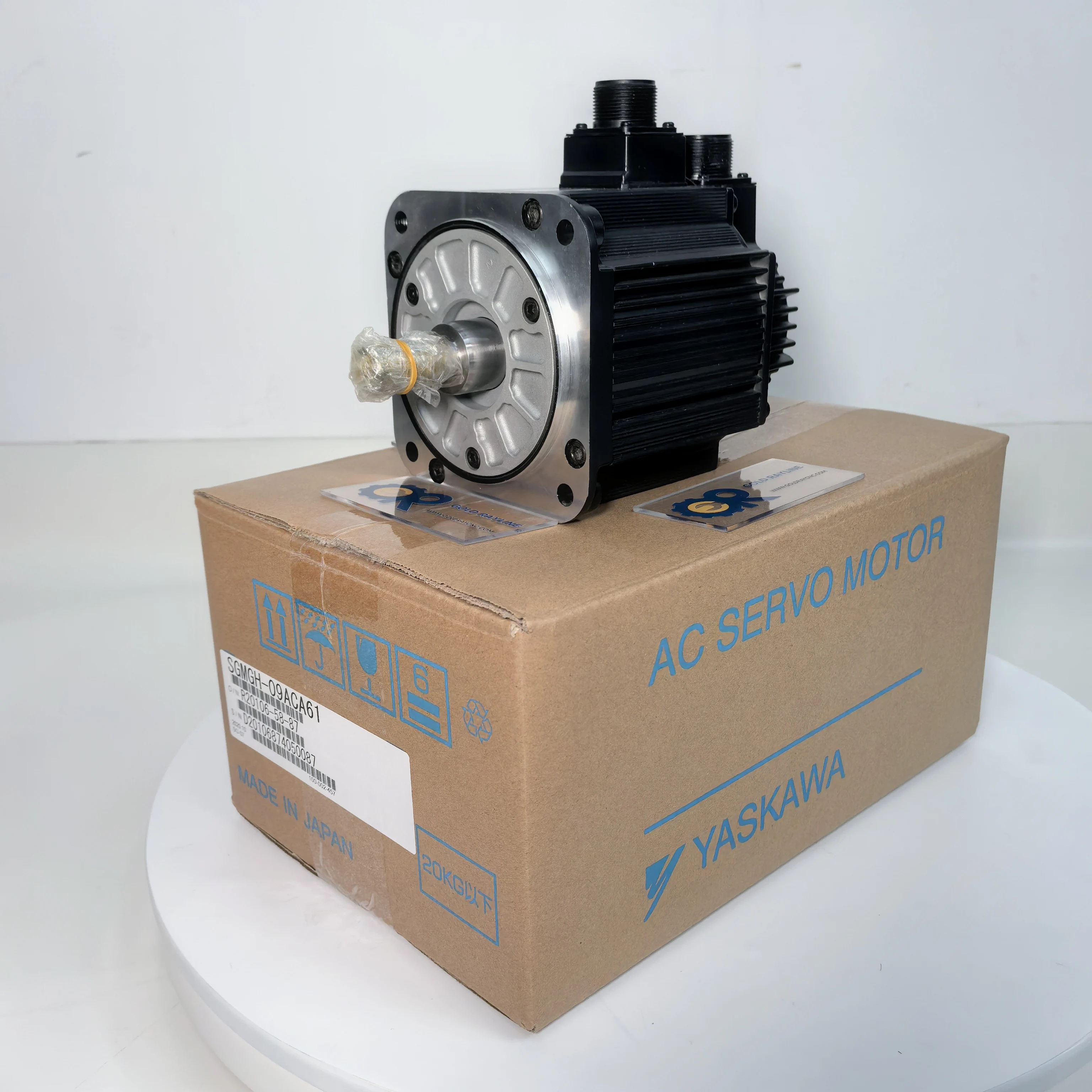 New In Box Yaskawa SGMGH-09ACA61 Servo Motor 1 Year Warranty In Stock