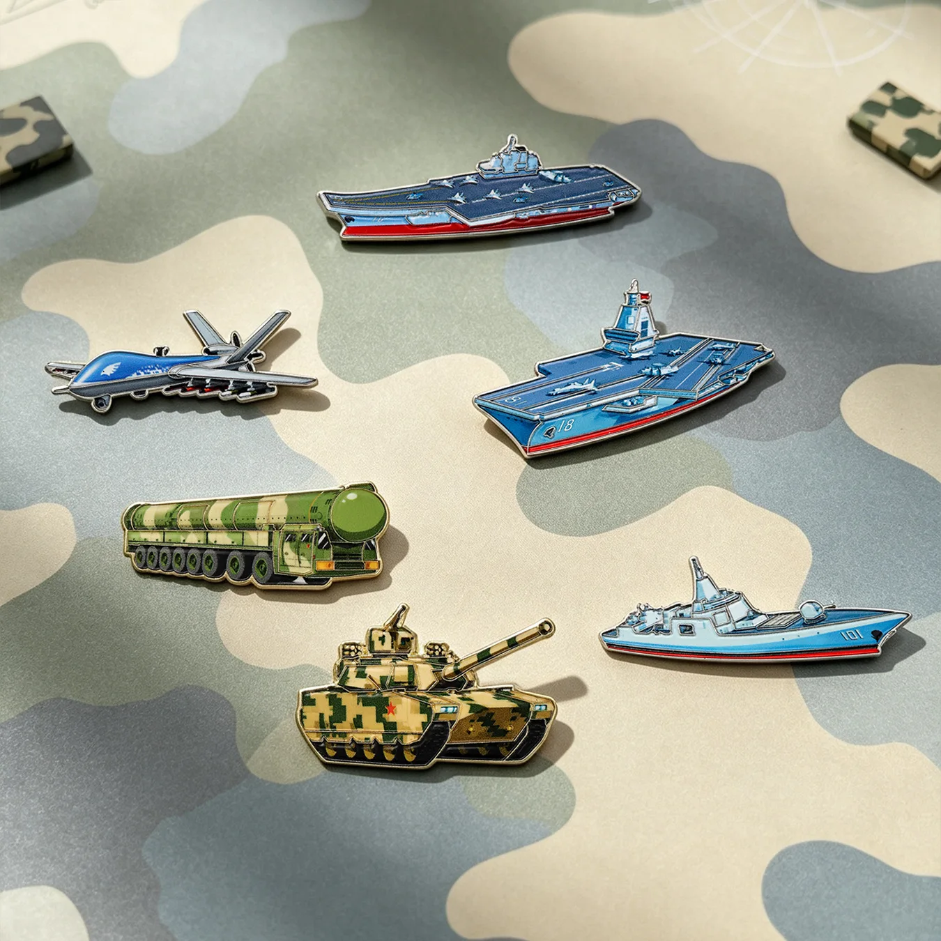 Военные-энтузиасты-коллекционируют-броши-металлические-значки-для-выставочного-оборудования-аксессуары-в-форме-авианосца-и-танка