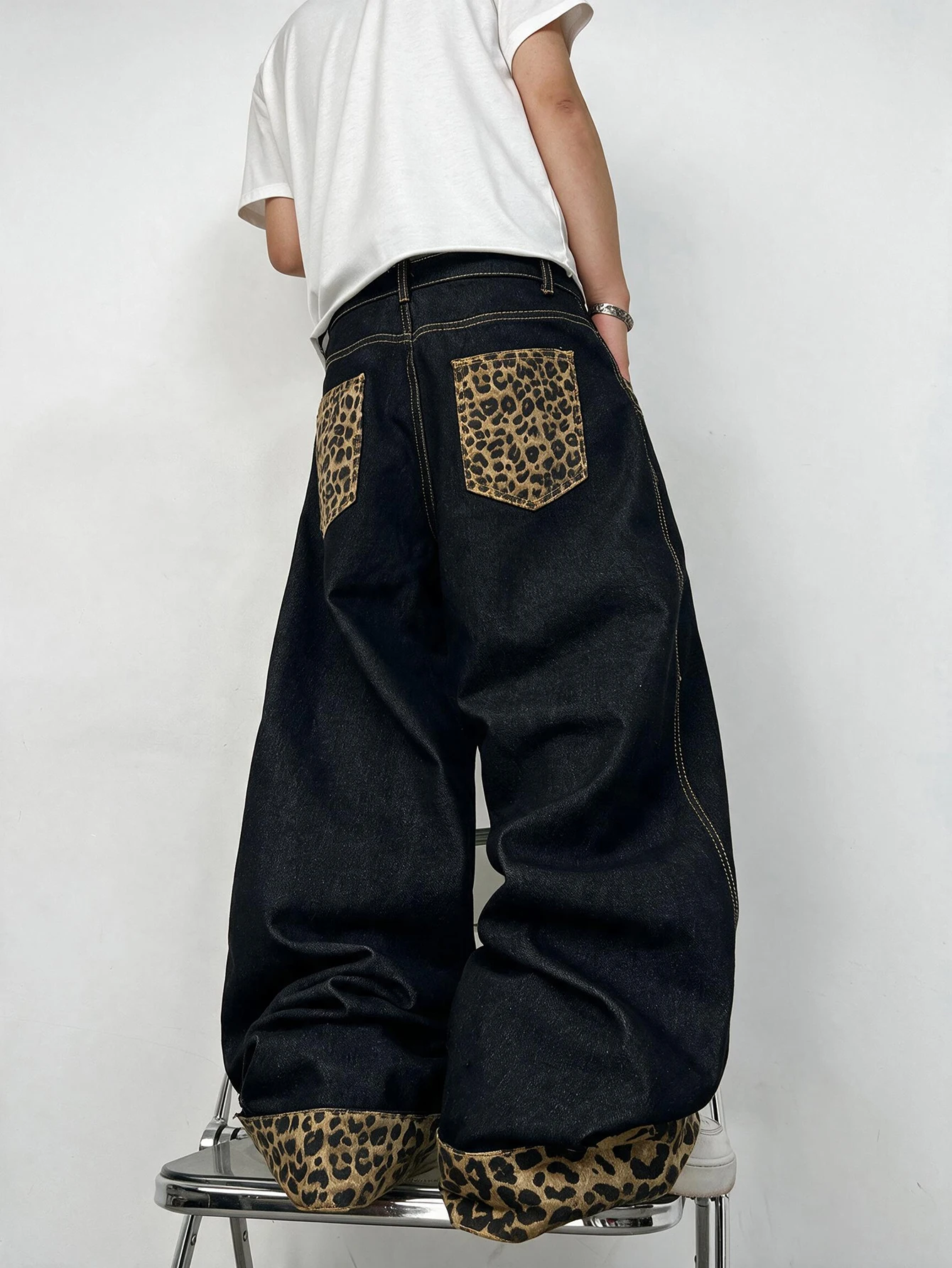 Men'S Fashion With Baggy Jeans - Jean baggy noir à imprimé léopard