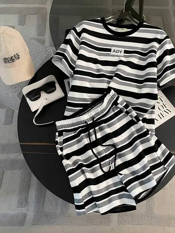 

Fashionable Anti-Aging Casual Sportswear Set Women Summer 2026 New Black Stripe Short Sleeve T-Shirt Shorts Two-Piece Set