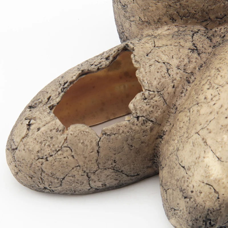 ‌ مخبأ بيضة الديناصور للزواحف، موئل الاختراق الإبداعي بتصميم المتاهة، التنين الملتحي وتررم الفهد أبو بريص