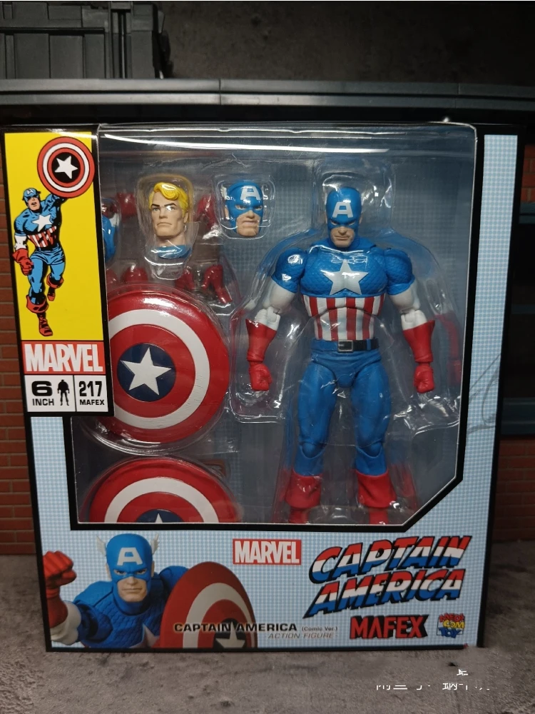Original Medicom Toy Mafex No.217 No.220 Captain America Comic Ver