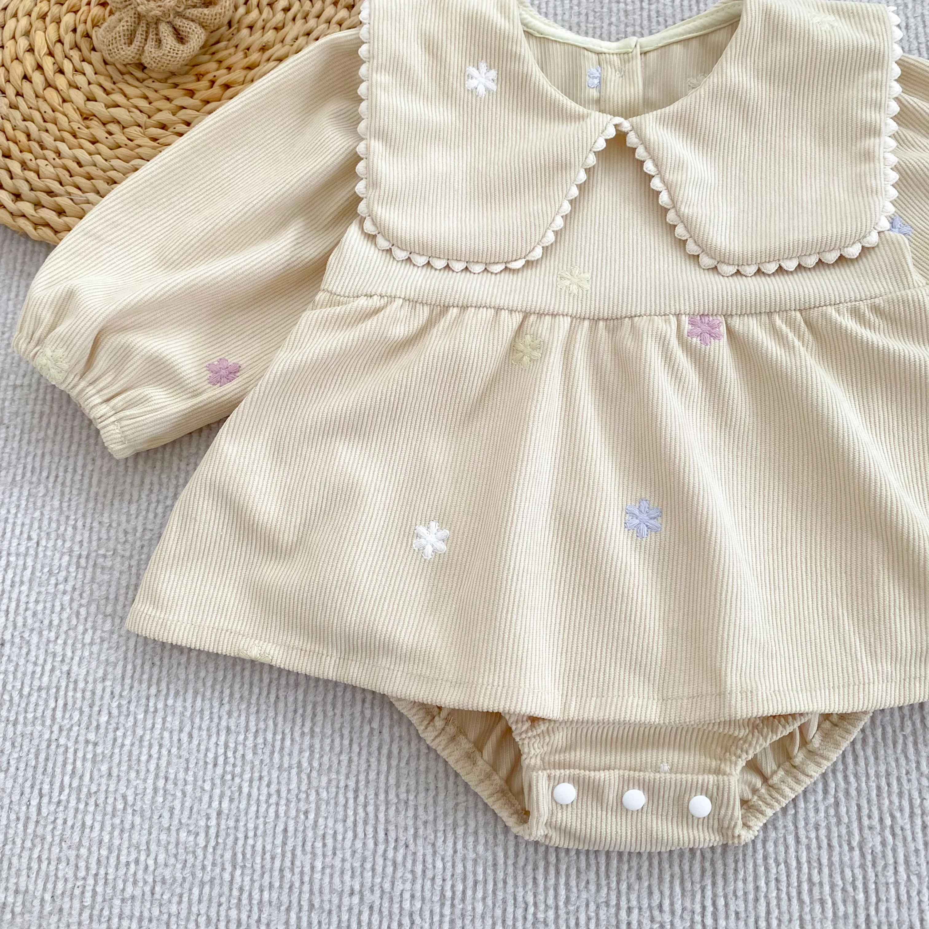 2026 Baby-Mädchen-Stramplerkleid Frühling Herbst Langarm Bunte Blumenstickerei Gestreifter Säuglings-Body Neugeborenes Mädchen 0-24M – Detail 11