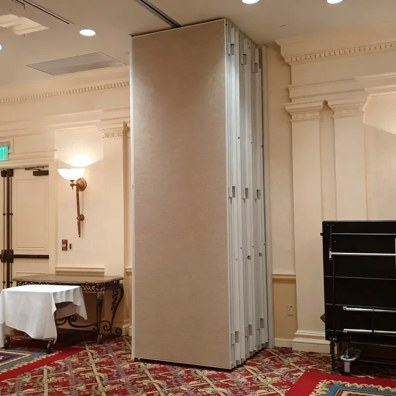 Factory Direct Sale Modern Design Sliding Wall Partition High Effective Sound Absorption Movable Walls for Banquet