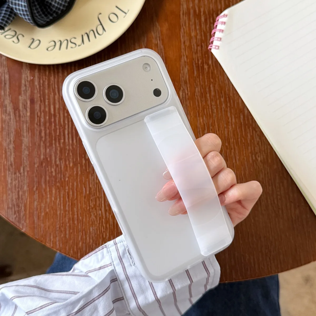 Flüssige Silikon-Armband-Telefonhülle für iPhone Air 17 Pro Max 16 15 Plus 14 13 12 Pro Handgelenkschlaufe Weiche Schutzhülle