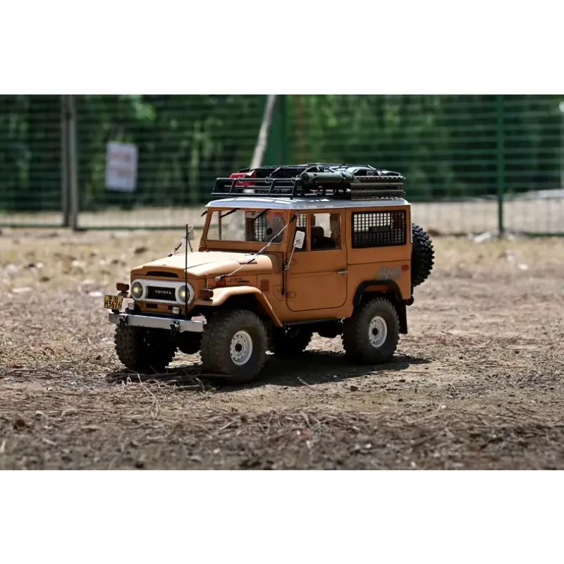 Interior Floor Mat & Rear Window Armor Mesh for FMS 1/10 Land Cruiser FJ40 RC Crawler, RC Car Scale Upgrade Decoration Accessory view 5
