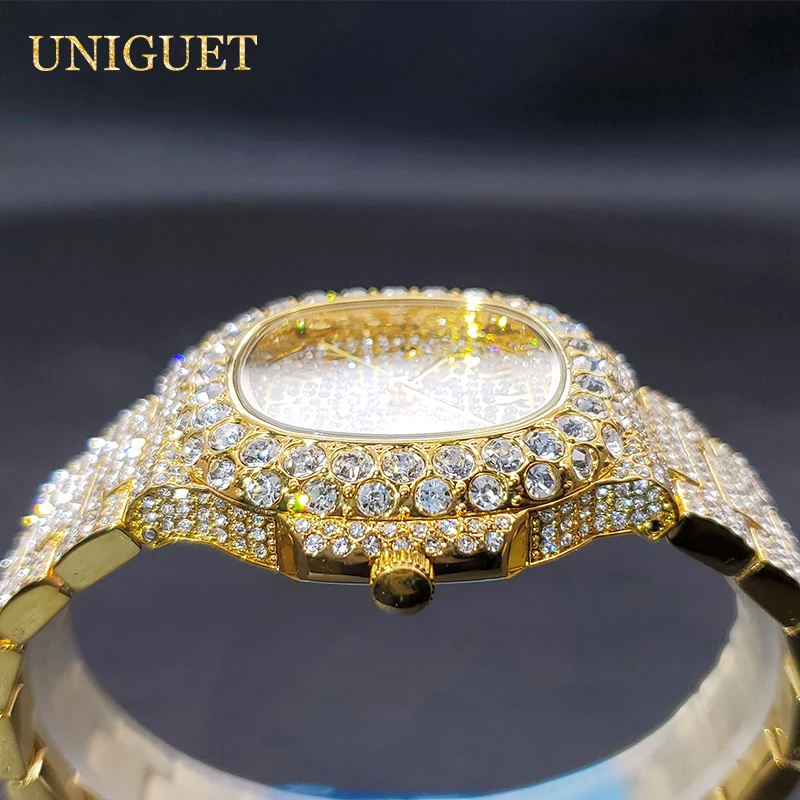 Bling Watches For Men Classic Luxurious Gold-Plated Iced-Out Watch For Male Square Calendar Luminous Point Quartz Watch Popular