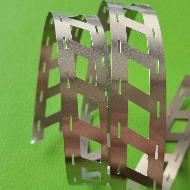 1kg-diagonally-offset-nickel-plated-strips-015-02mm-thick-spot-welding-18650-21700-battery-hole-spacings-185-19-215-225mm