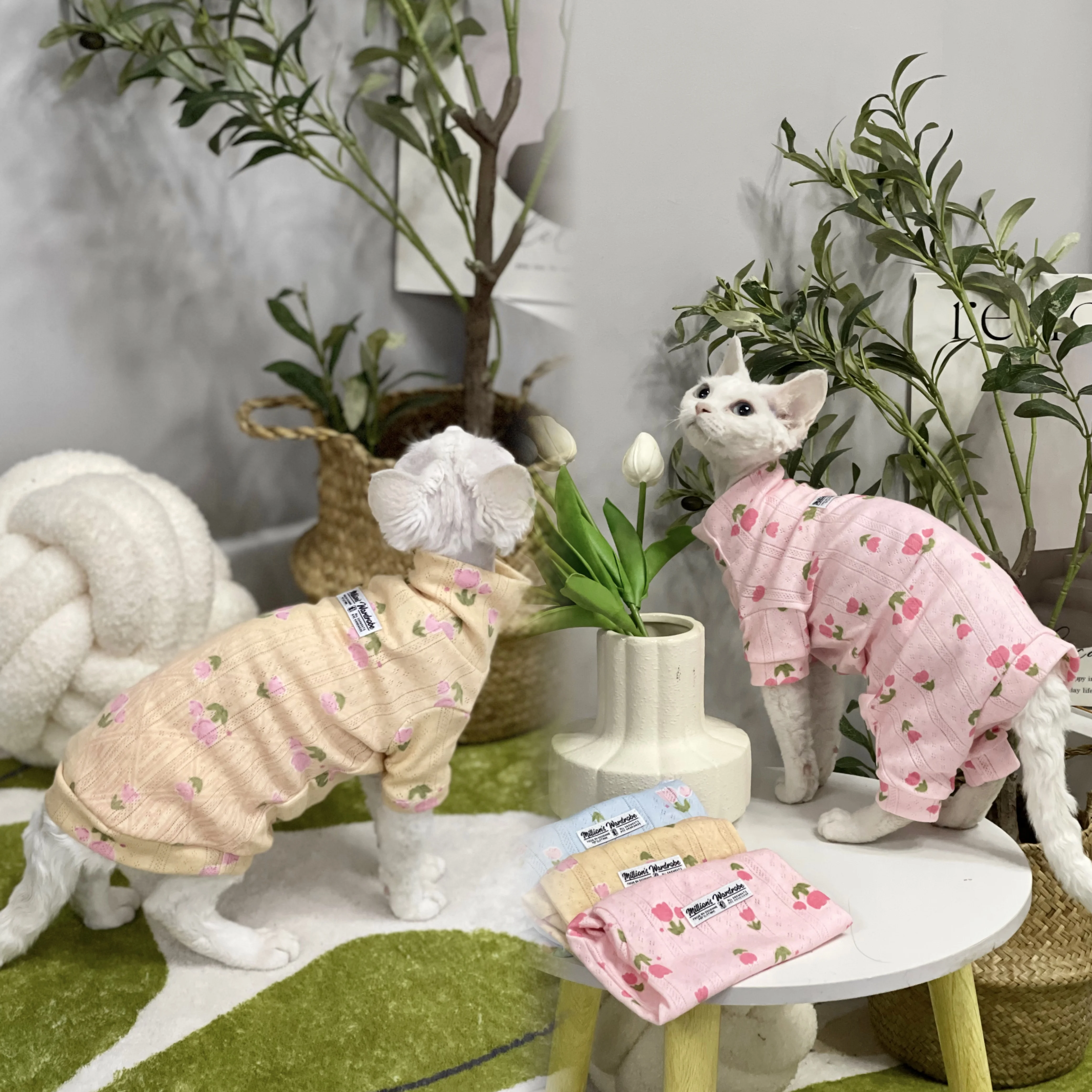 New Hairless Cat Sweater Comfortable Sphynx Clothes Soft Baby Cotton Coat for Devon Rex with Turtleneck Sping Pet Cat Cloth