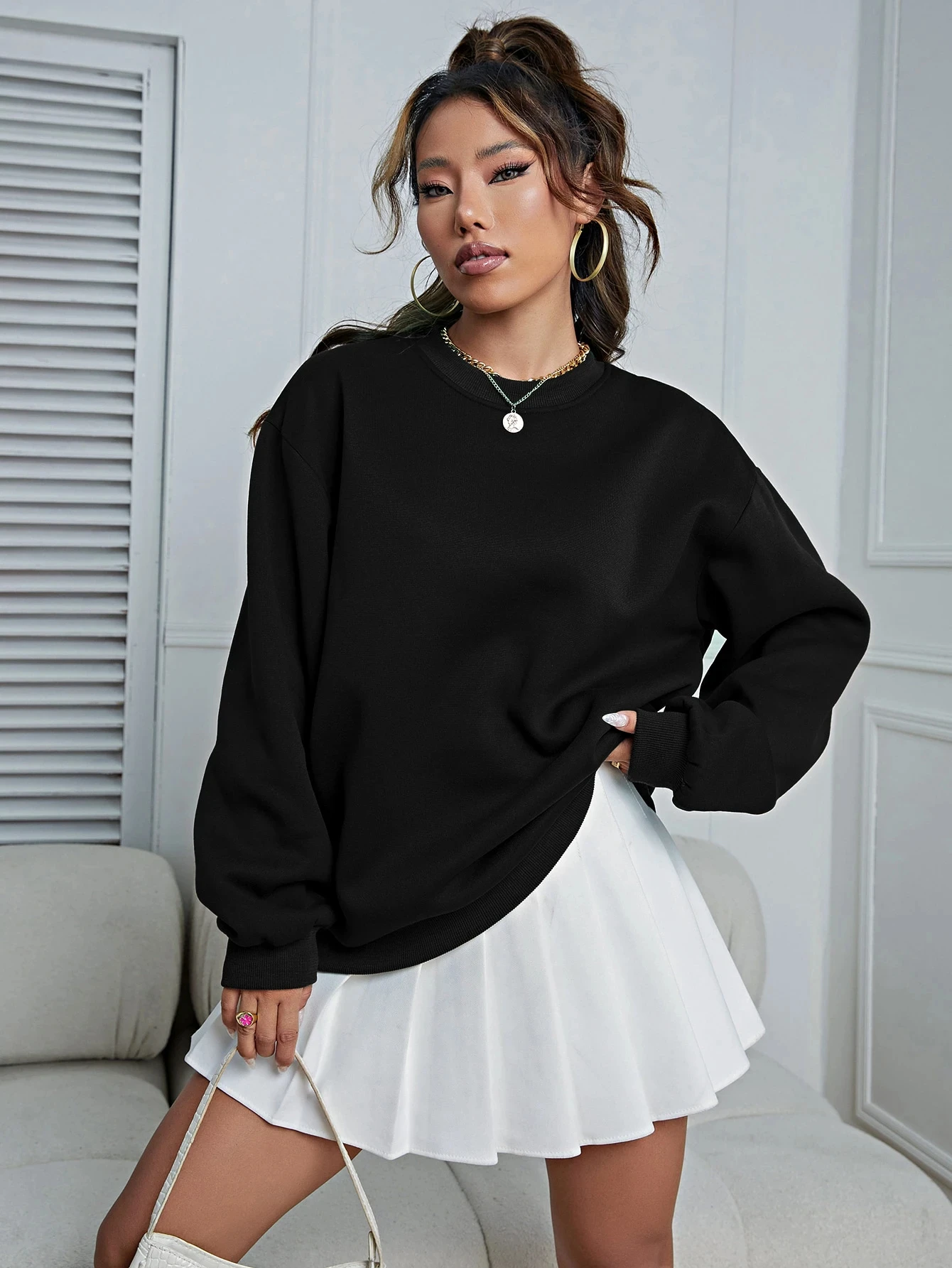 Women's Winter Solid Color Sweatshirt Casual Warm Fleece Pullover Loose Crew Neck Tops Autumn Streetwear
