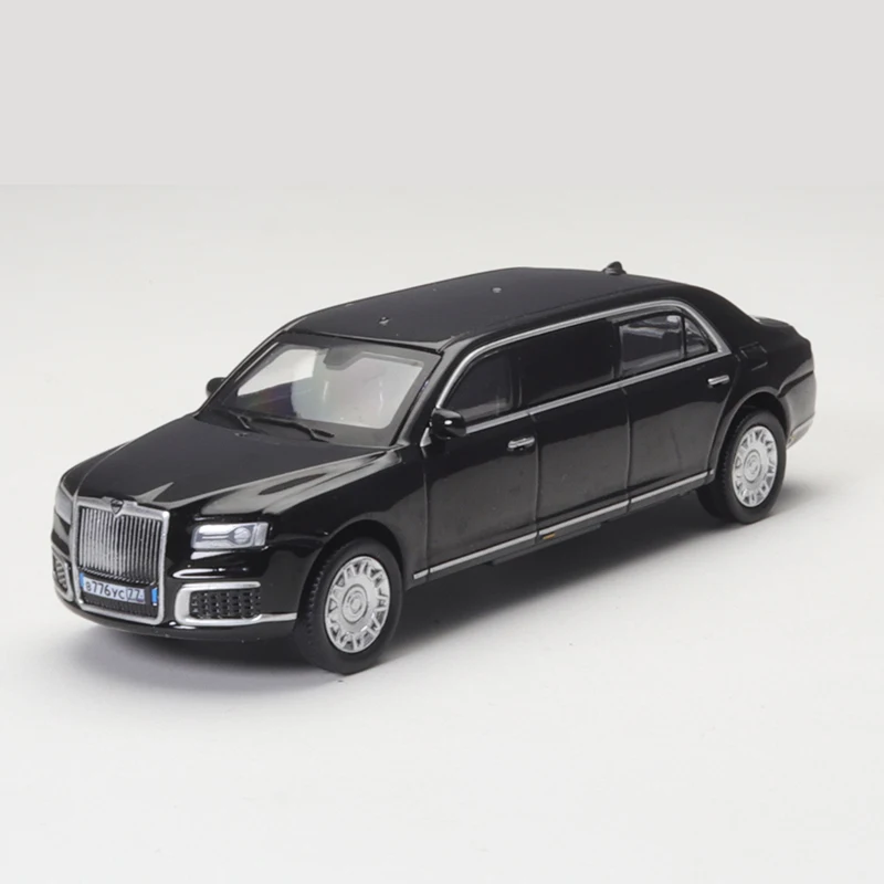 XCARTOYS 1/64 Russian Presidential Car Alloy Toys Motor Vehicle Diecast Metal Model Kids Xmas Gift Toys for Boys