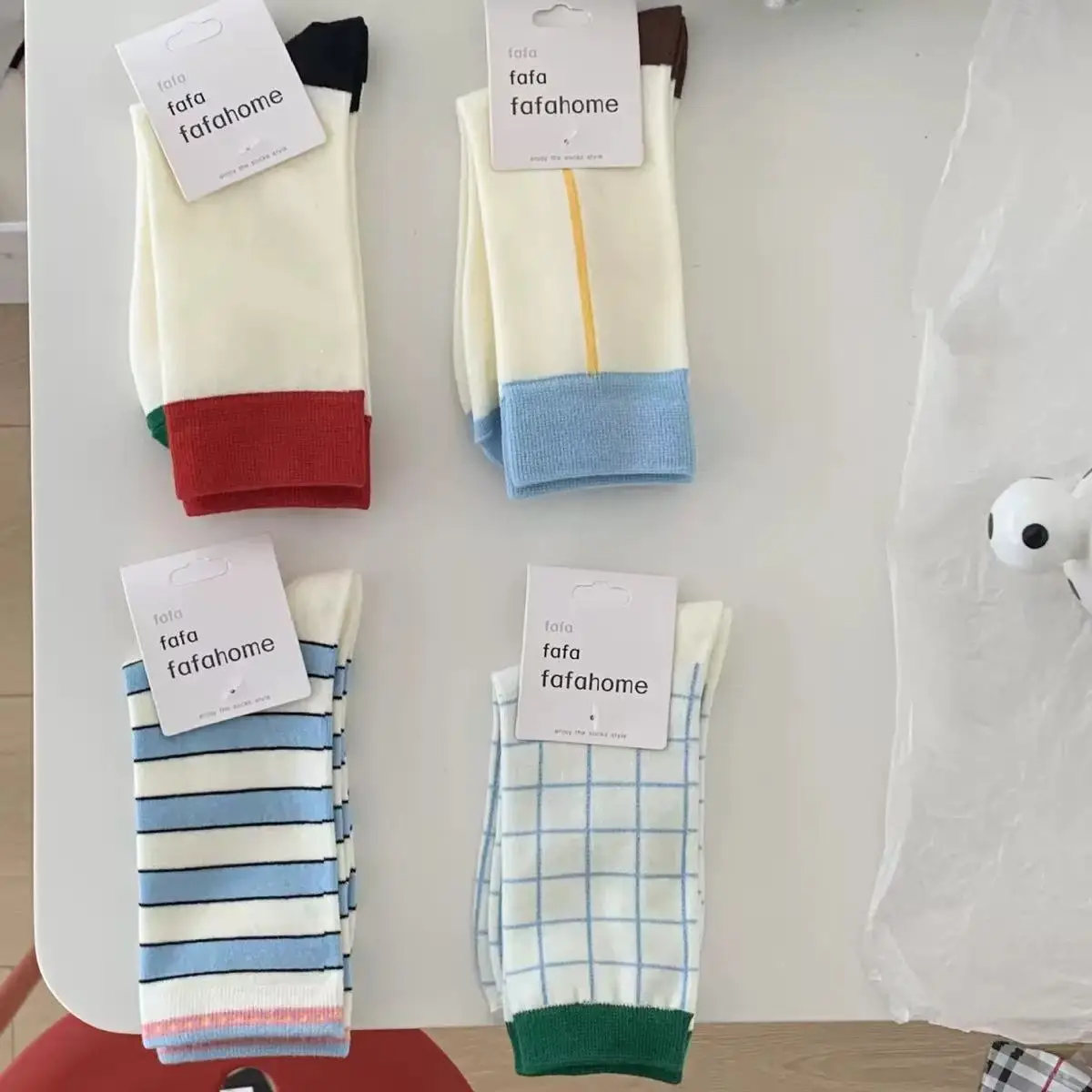 New Women's Socks for Spring and Summer in Ins, Dongdaemun, South Korea, with Colorful Stripes and Color Blocking Throughout the