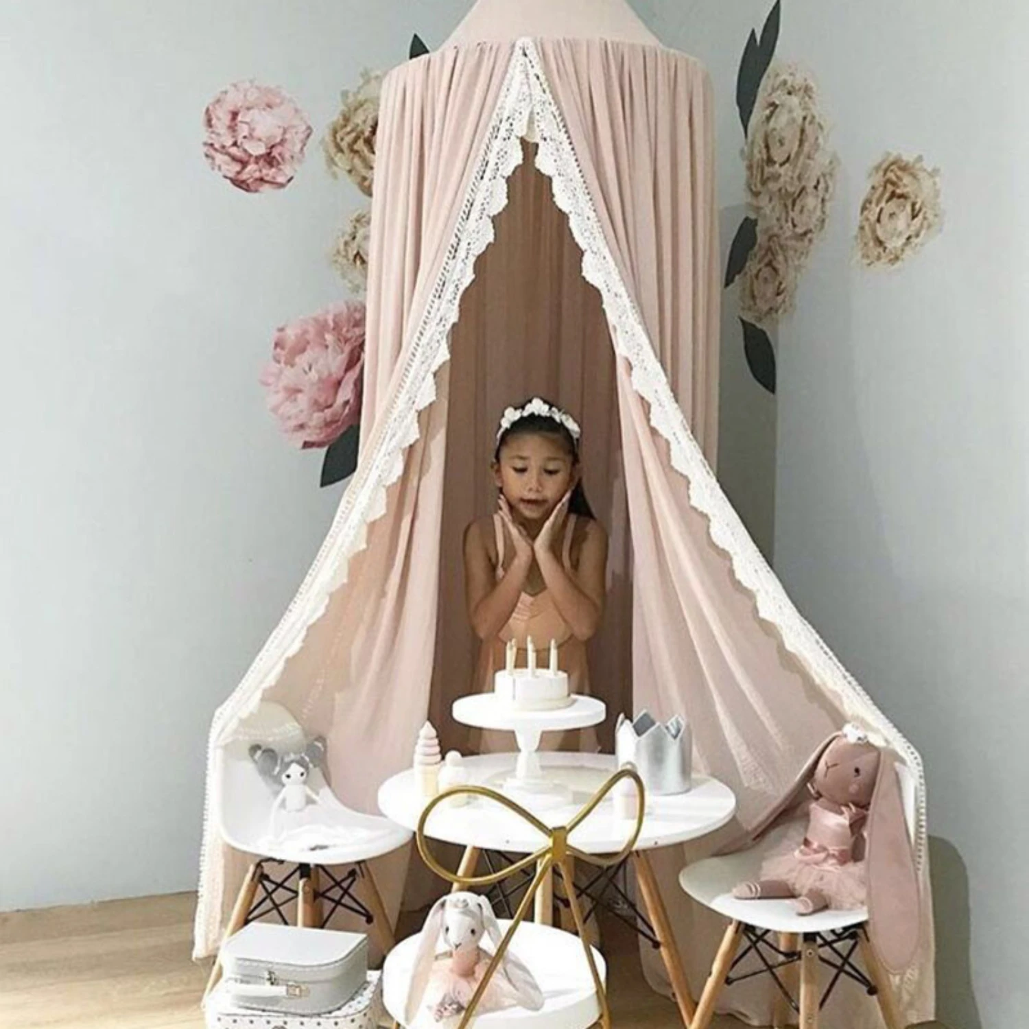 Exquisite, elegant and charming lace mosquito net crib canopy with hanging dome design - a beautiful addition to your toddlers