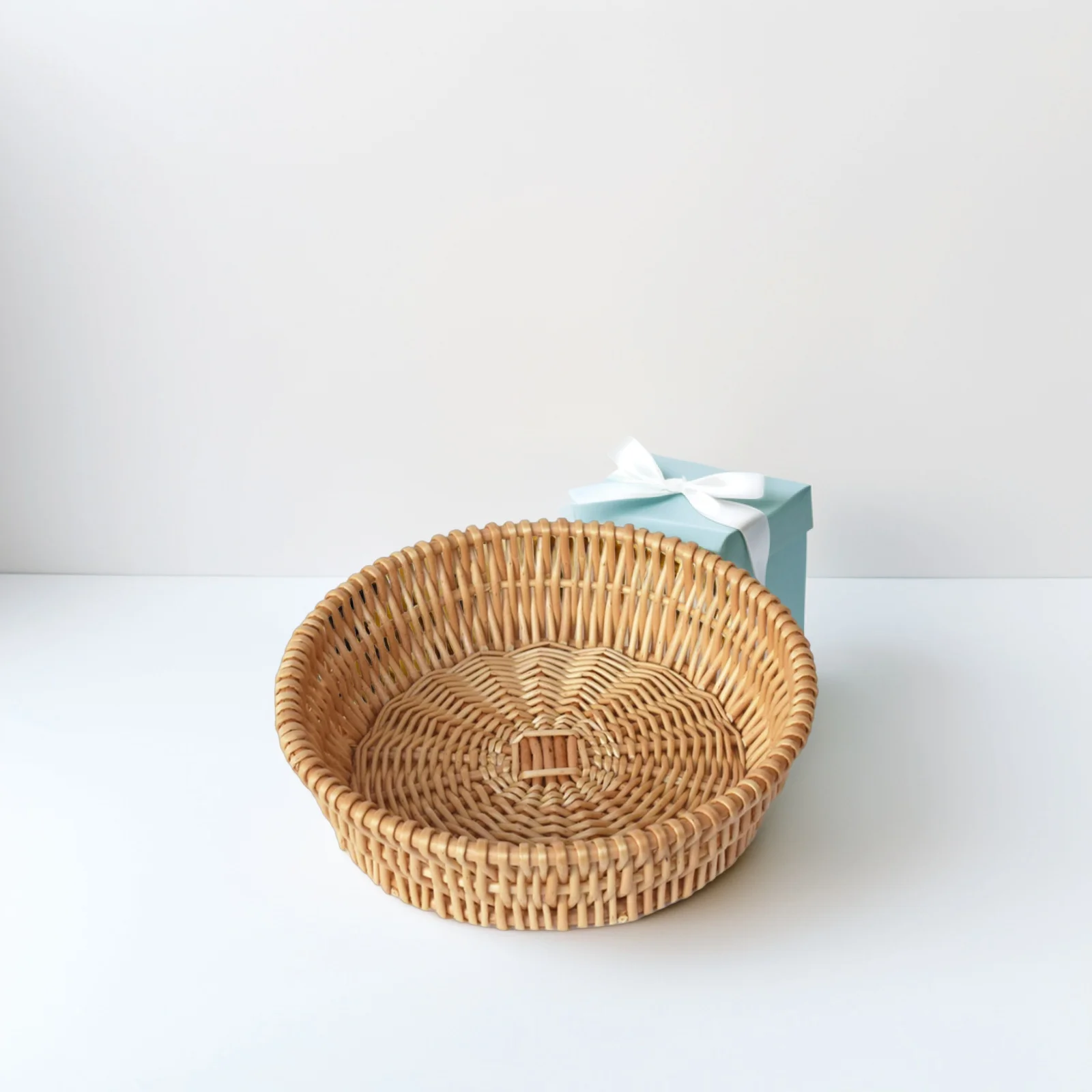 

Woven Storage Basket Small Round For Kitchen Bathroom Table Organizer Rustic Style Sundries Holder Decorative Basket