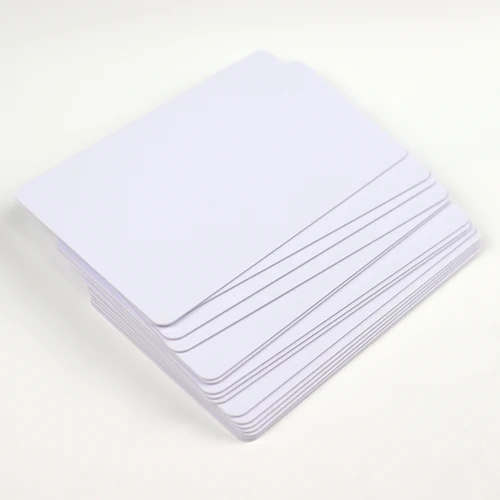 Imagen 1 del producto 10 unids/lote tarjeta de identificación en blanco de PLÁSTICO PVC sin tarjeta con Chip fino CR80 disponible para impresora de tarjetas