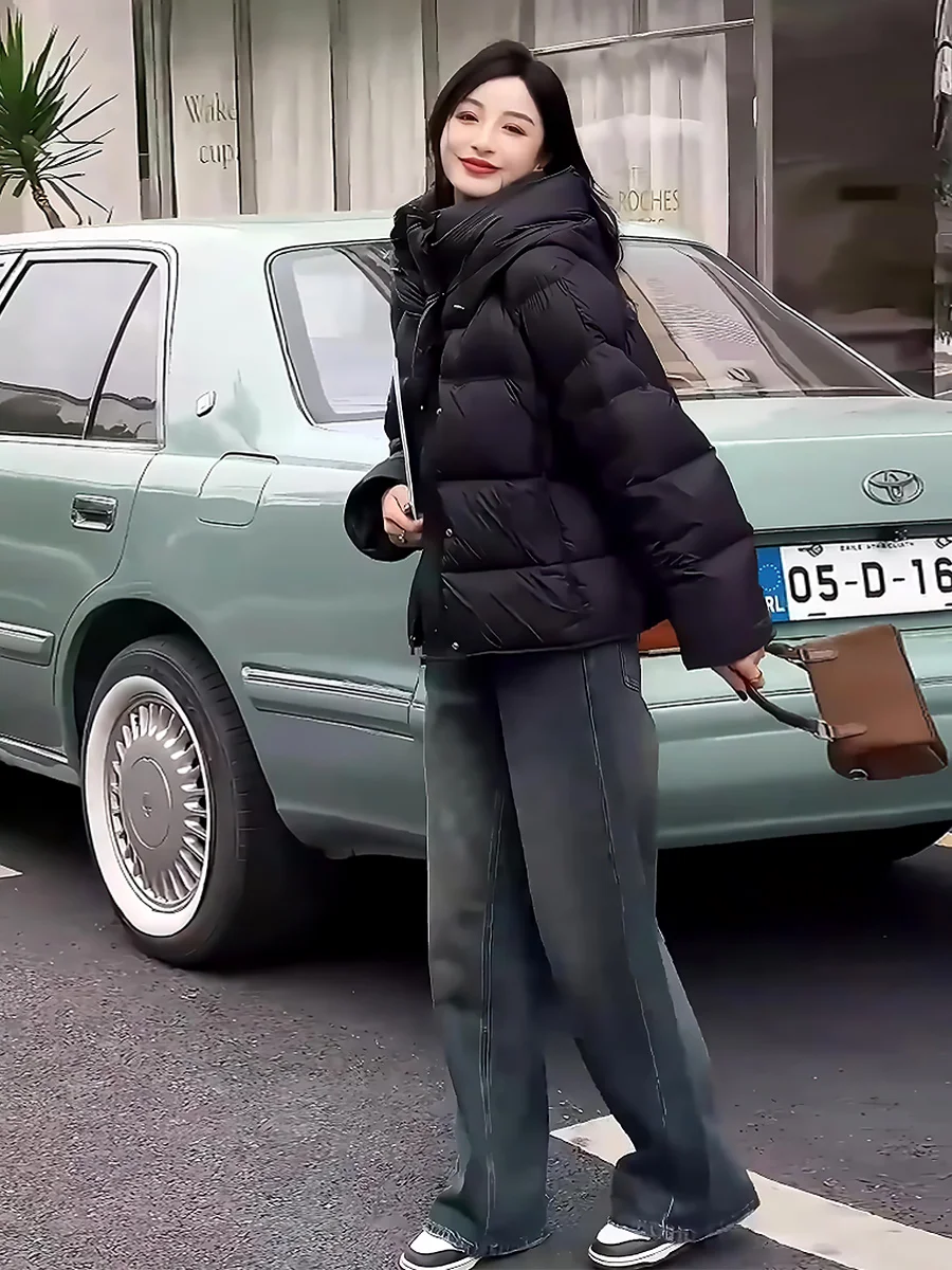 เสื้อโค้ทผู้หญิงแบบมีฮู้ดบุขนเป็ดสำหรับฤดูหนาว รุ่น Bla Puffer Jaet  แบบยาว สีขาว เหมาะสำหรับการเดินทาง