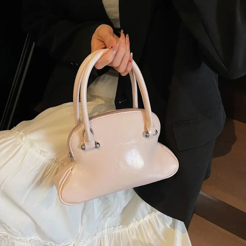 

Premium Shell Clutch Bag 2025 New Women's Designer Shoulder Purse Fashionable Crossbody Bag Trendy Elegant Handbag for Ladies