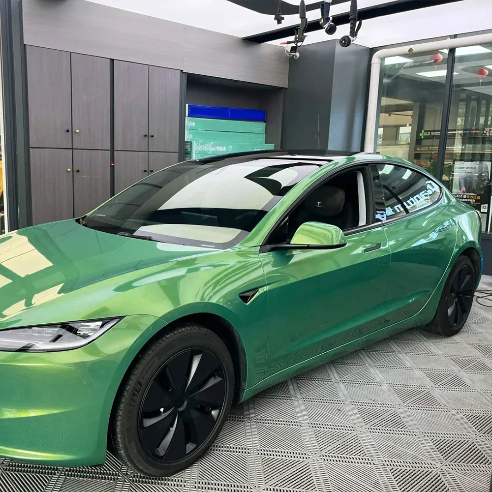 

Glossy Car Vinyl Film PET Iridescent Emerald Metallice Color Change Film PVC Waterproof Self-Adhesive Decoration Decal Sticker