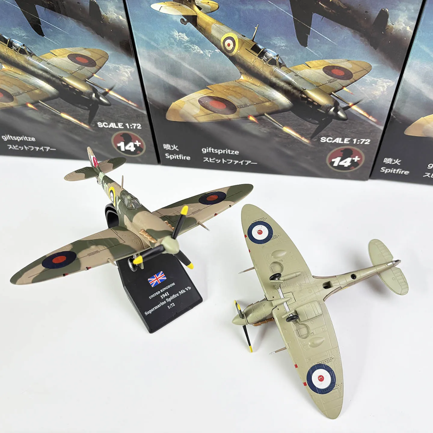 1:72 1/72 Scale WWII British Spitfire Fighter Plane Diecast Metal Airplane Aircraft Ornament Finished Model Collection or Gifts view 3