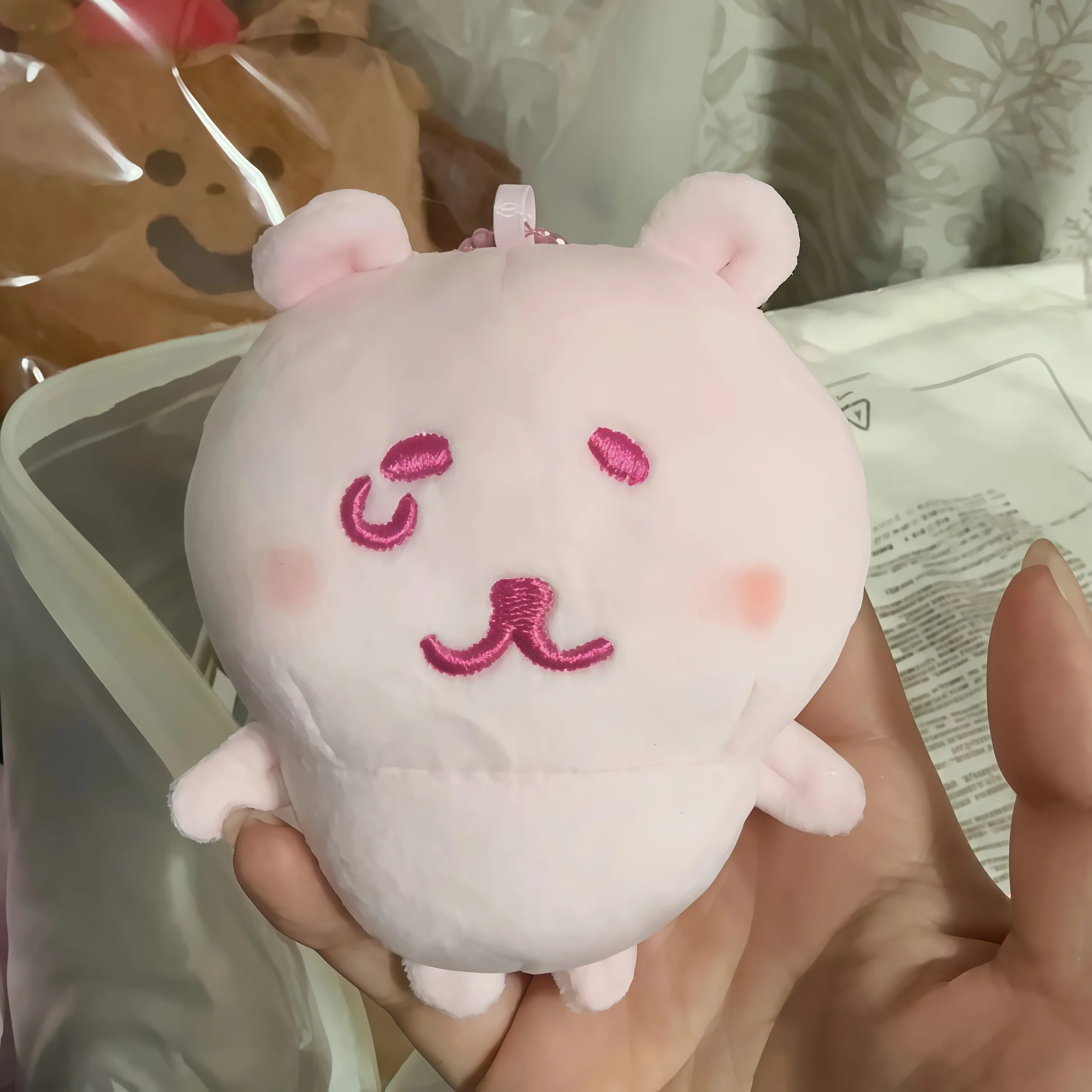 Porte-clés ours en peluche rose, ornement suspendu mignon, poupée de dessin animé Kawaii pour sacs, sac à dos, clés de voiture, idée cadeau amusante