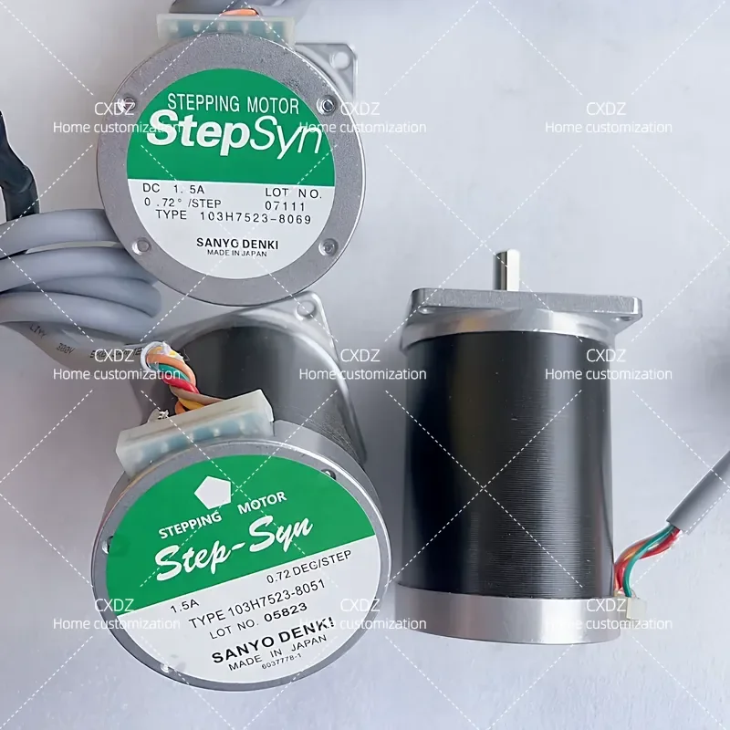 103H7523-8070 103H7523-8069 Five-wire Stepper Motor 1.5A New