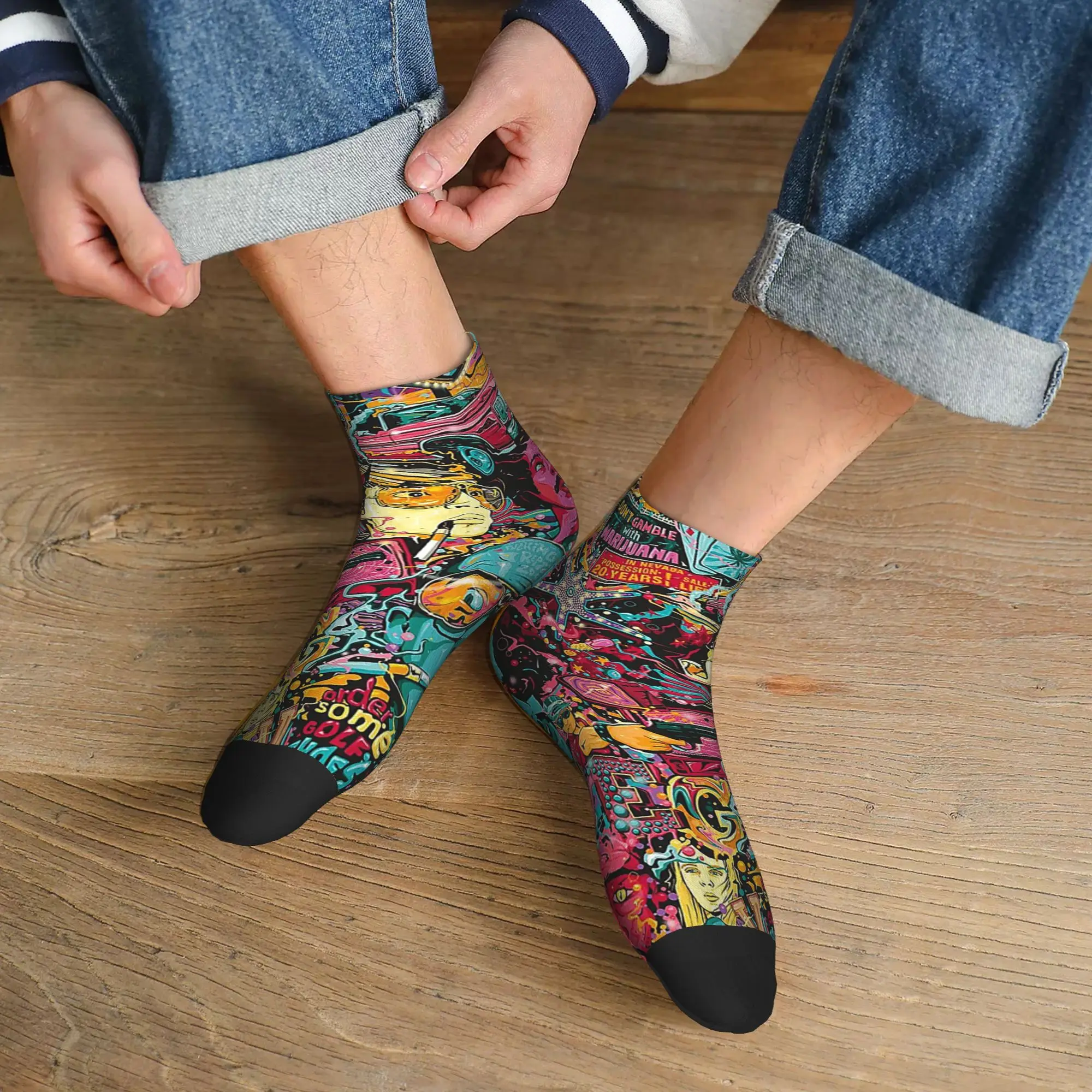 

Всесезонные носки Fear and Loathing in Las Vegas Art Socks Harajuku Sport Middle Tube Socks Мягкие модные чулки для мужчин и женщин Подарки