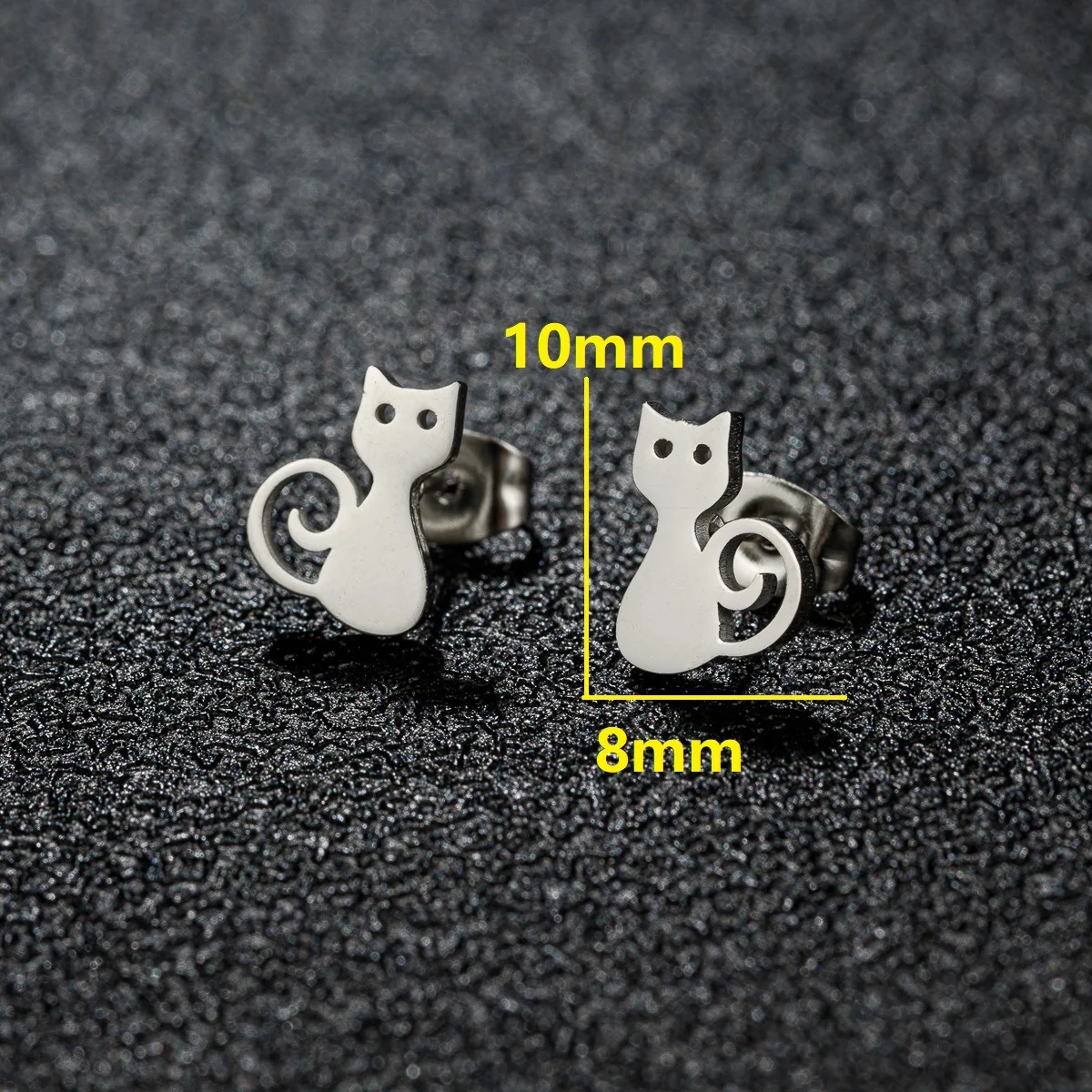 Cross-border new fashion stainless steel cute cat stud earrings men and women cat simple niche mini earbone stud
