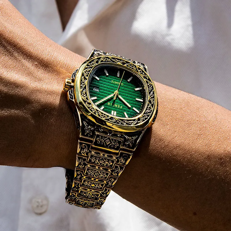 

Gradient Color Medieval Classical Quartz Watch Men Retro Carved Vintage Engraving Personality Hot Selling Classical Watch Clock