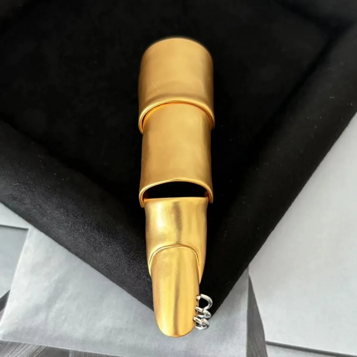 Eye Series Brass Ring One Size Open Finger Cover