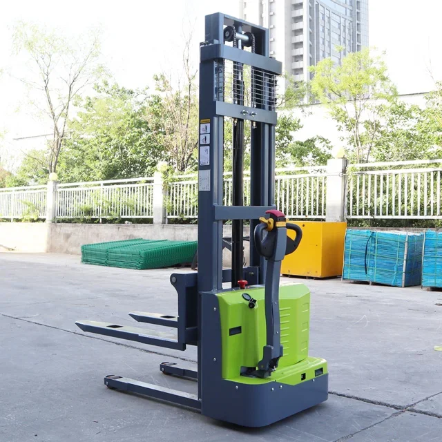 YG New Hydraulic 1.5 Tons 2.5m Self Load Portable Forklift Semi Electric Stacker