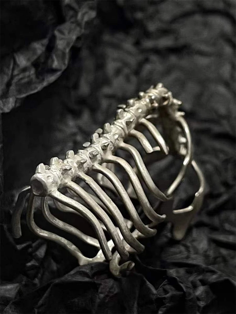 2024 New Spine Bone Ring New Gothic Style Men's And Women's Jewelry Party Gift - Image 3