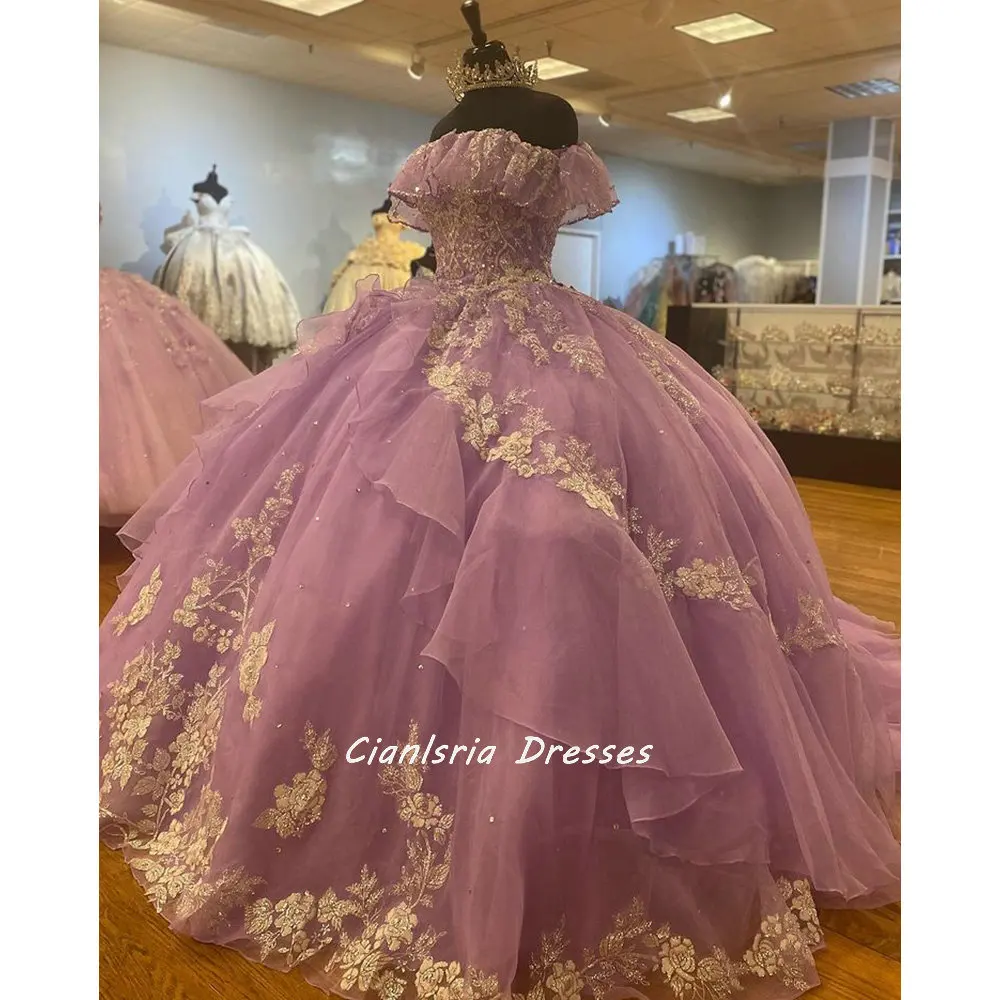 Oải Hương Xù Tầng Váy Quinceanera Đầm Bầu Lệch Vai Appliques Ren Pha Lê Áo Ngọt 15 Đảng Mặc