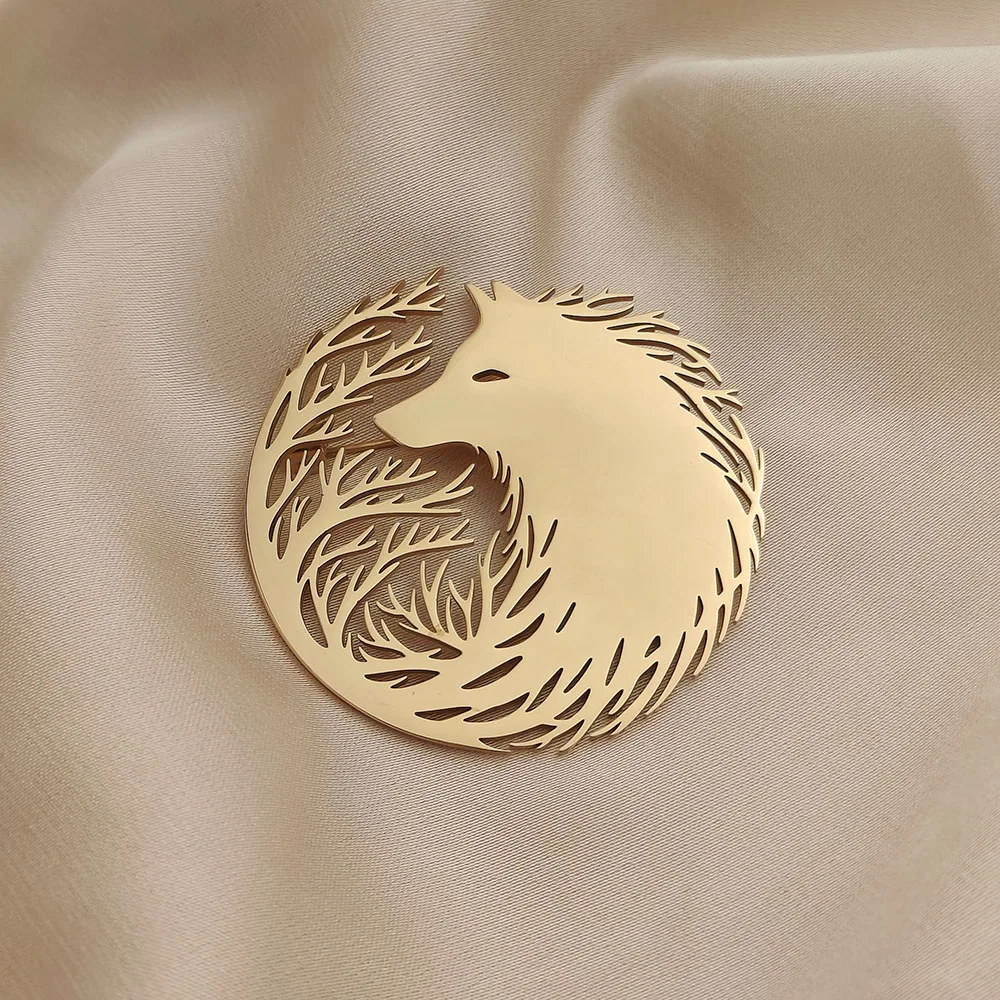 Creative Tree-Pattern Wolf Brooch Luxury Suit Lapel Pin Men's and Women's Coat Badge Wedding Party Gift Waterproof Jewelry view 3