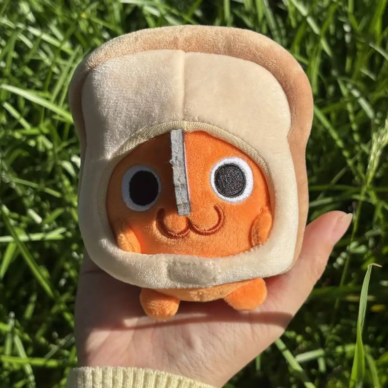 10Cm Chainsaw Man Pochita Bread Style Soft Plush Doll Keychain Handbag Hanging Ornament Waist Pendant Decor Birthday Gift Anime