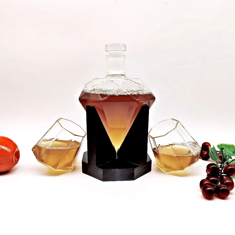 

850mL Diamond Wine Glass Bottle Wine Set Suit With Wooden Base Whisky Decanter Originalityfor Bar Home Ornament Gift