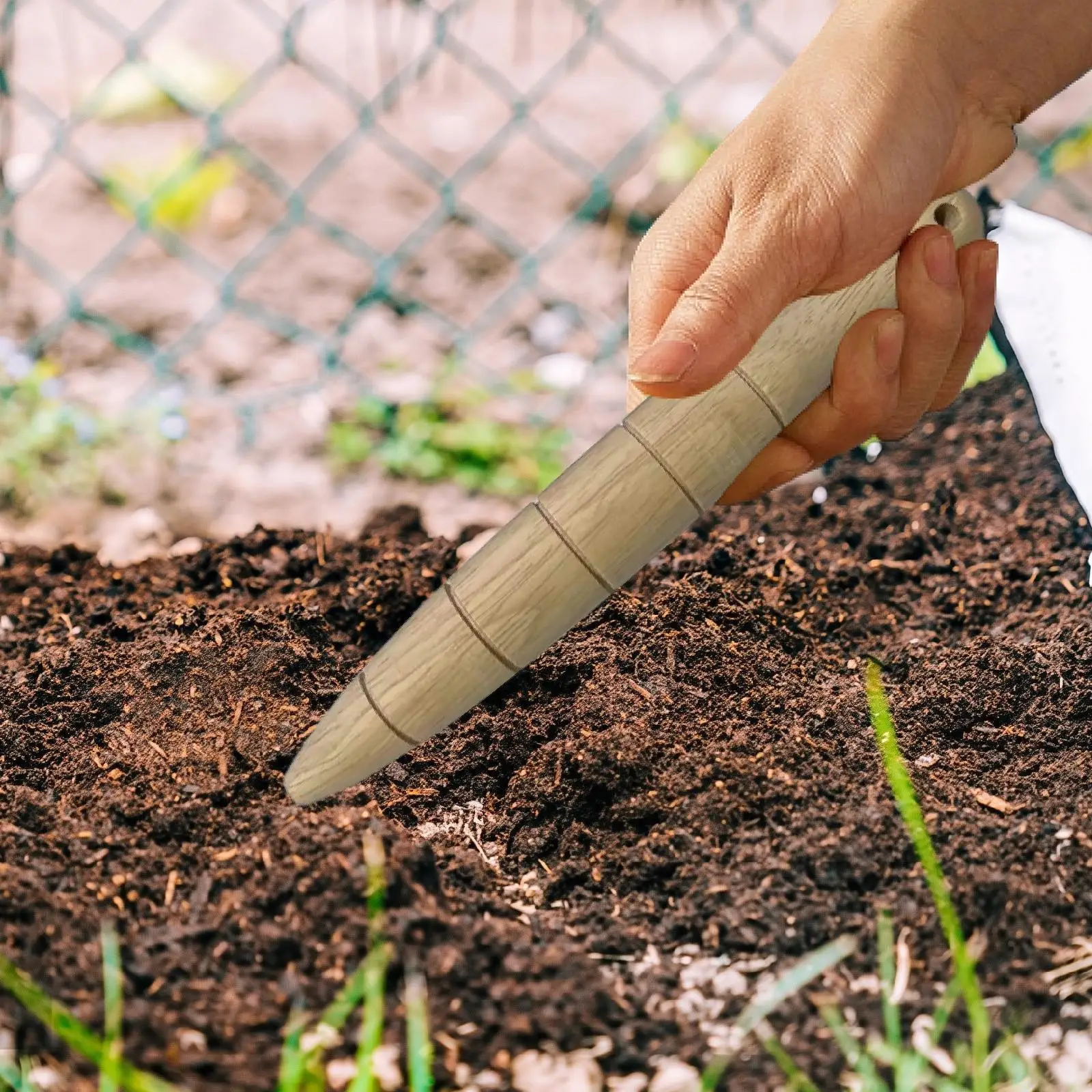 Garden Dibber Handheld Simple to Use Gardening Accessories Seed Planter Tool
