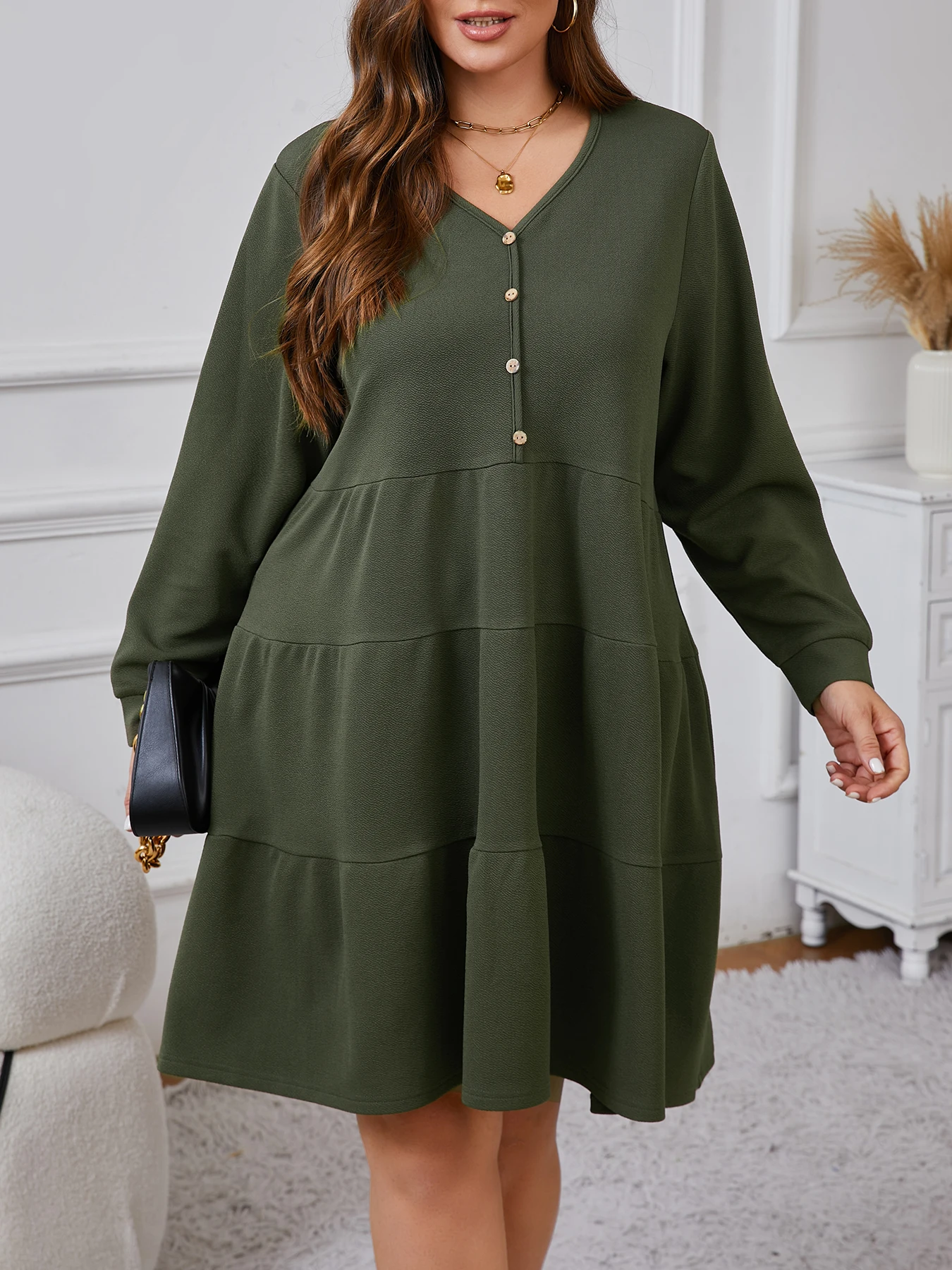 Plus Size Long-sleeved Dress V-neck Button Loose Elegant Simple Temperament Gentle Fashion Fat Girls Must-have Autumn Winter