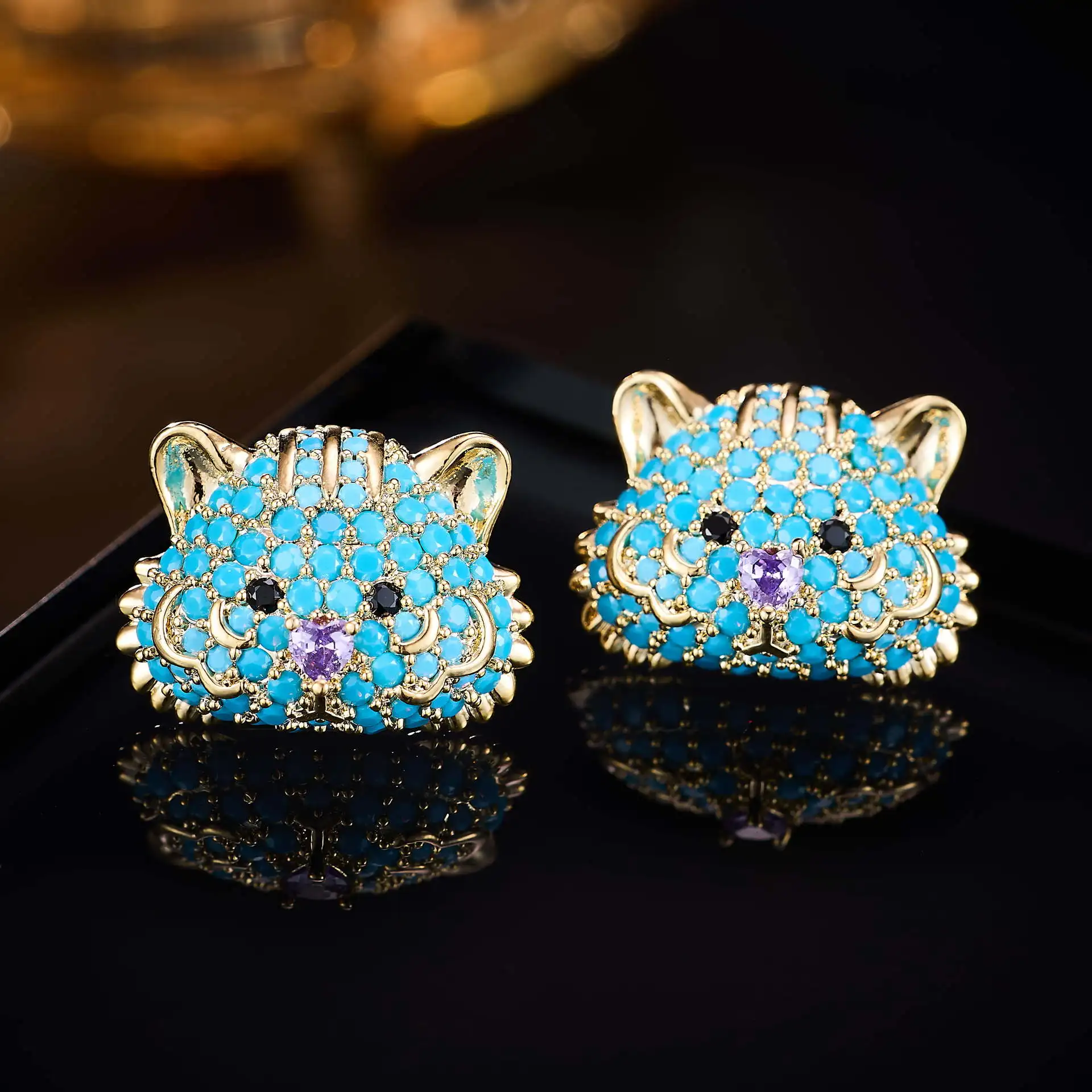 Vintage Turquoise Tiger Head Stud Earrings, Light‑Luxury Cubic Zirconia Inlaid 925 Silver Pin Personalized Animal Shape High‑Gra