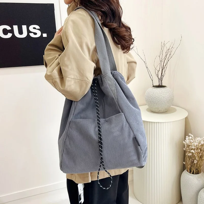 

Trendy Bucket Bag For Women Drawstring Design Pu Leather Handbag Fashion Solid Color Daily Shopping Travel Bag