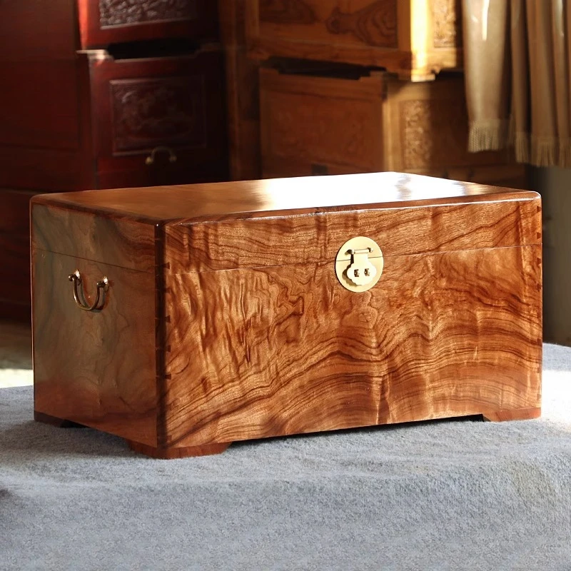

Wooden box Red camphor camphor wood box Solid wood wedding box