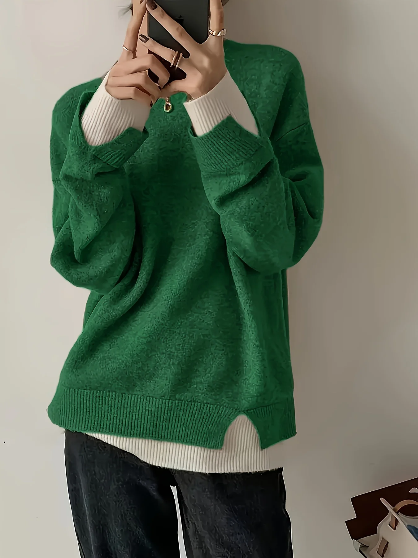 

Women's Dark Green and White Color-Blocked Oversized Knit Pullover, Fashionable Slimming Casual Faux Two-Piece Pullover