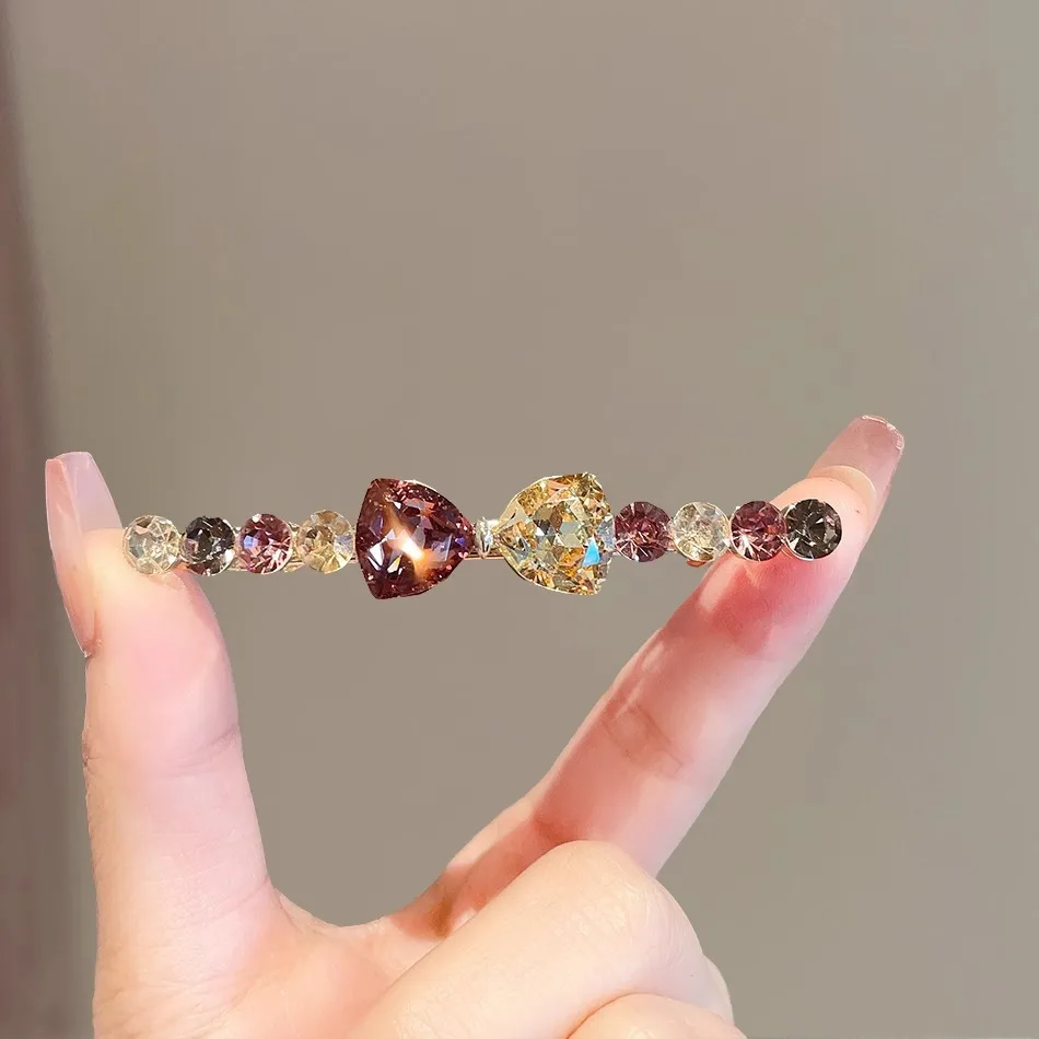 Luxuriöse Herzförmige Kristall-Haarspange für Frauen Glänzende Strass-Haarklammer Elegante Haarnadel für Hochzeit Party Braut Haaraccessoires