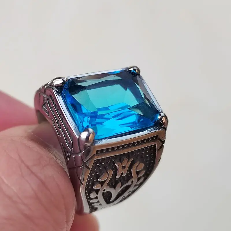 

Stainless Steel Men Rings Blue Semi-precious Stone Punk Hip Hop for Biker Male Boyfriend Exquisite Ring Jewelry Gift Wholesale
