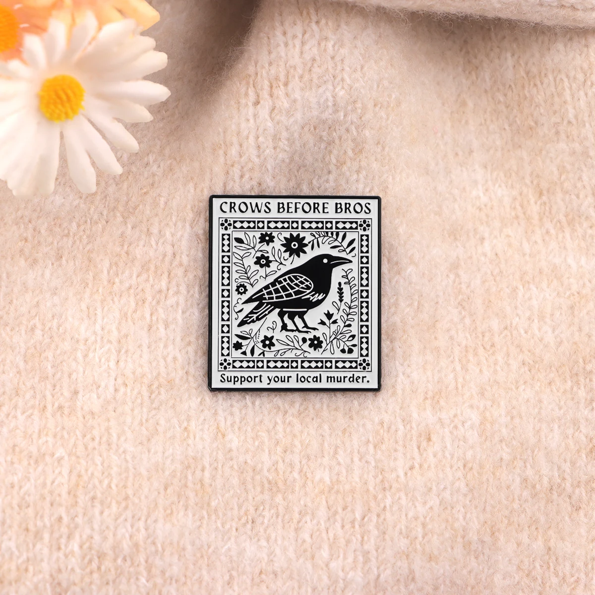 Humorous Crows Enamel Pin Vintage Brooches for Women Lapel Pins Badges on Backpack Clothes Accessories Funny Jewelry Gifts