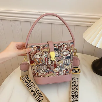 2024 summer new cute style women&#x27;s bag small bear bag water bucket bag popular versatile one shoulder Crossbody bag