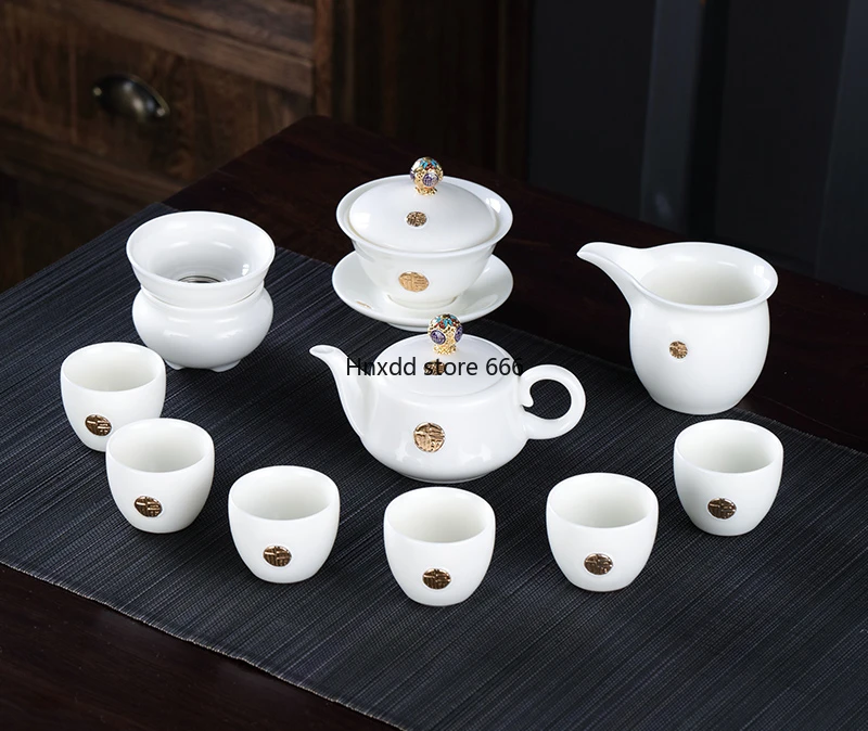 Aesthetic Tea Set White Ceramic Charms Kung Fu Tea Pot and Cup Set Portable Gift Box Tetera Porcelana Teaware Sets BG50TS