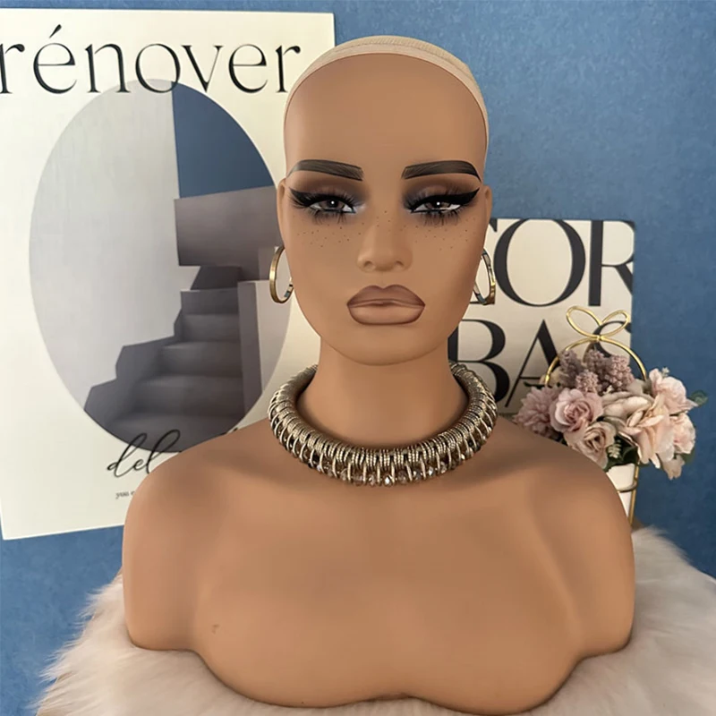 Square Face Mannequin Head With Shoulders Realistic Wigs Display Head With Freckle Dummy Head For Wigs Pvc Female Manikin Head