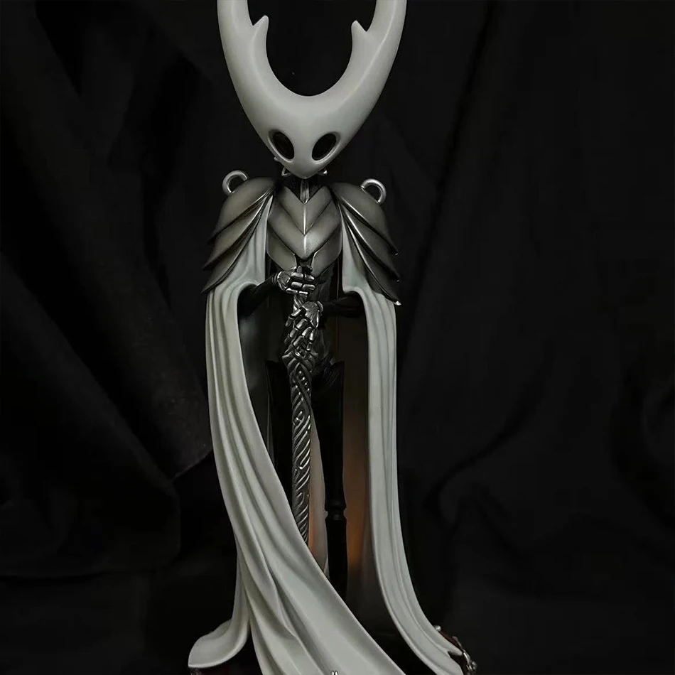 Hollow Knight Three Swordsmen Spiel Garage Kit Battle Car Cake Desktop-Modelle Chassis Dekorationen Exquisite PVC-Figuren Jungenspielzeug – Detail 4