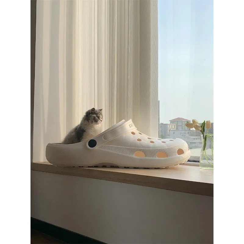 Giant oversized  toy slipper crib dog kennel personality large slipper shaped toy decorative props